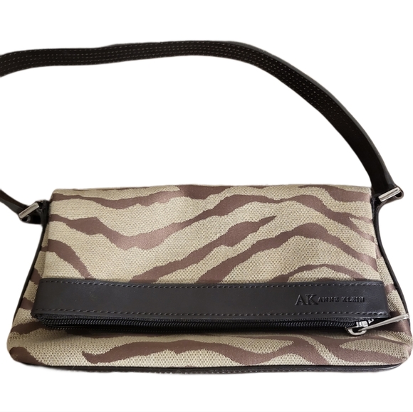 Anne Klein Handbags - Anne Klein zebra print foldable handbag